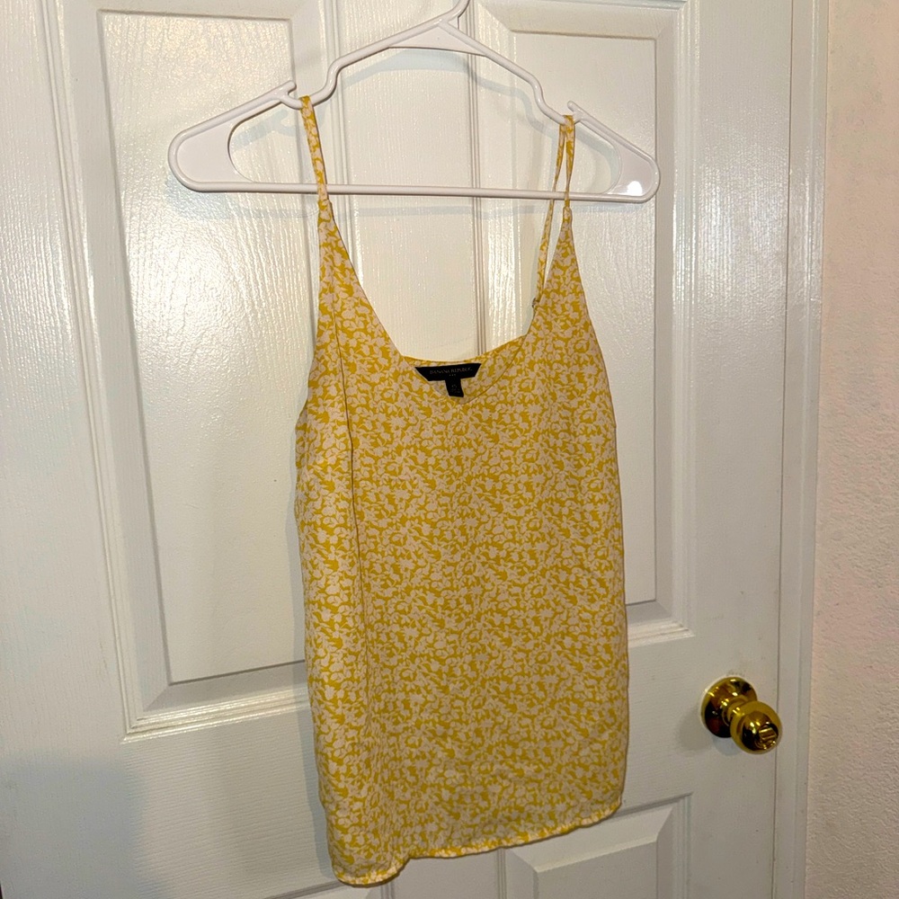 Banana Republic Yellow Floral Print Cami Tank – Size XS